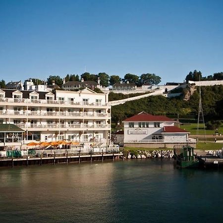 מקינק איילנד Chippewa Hotel Waterfront מראה חיצוני תמונה